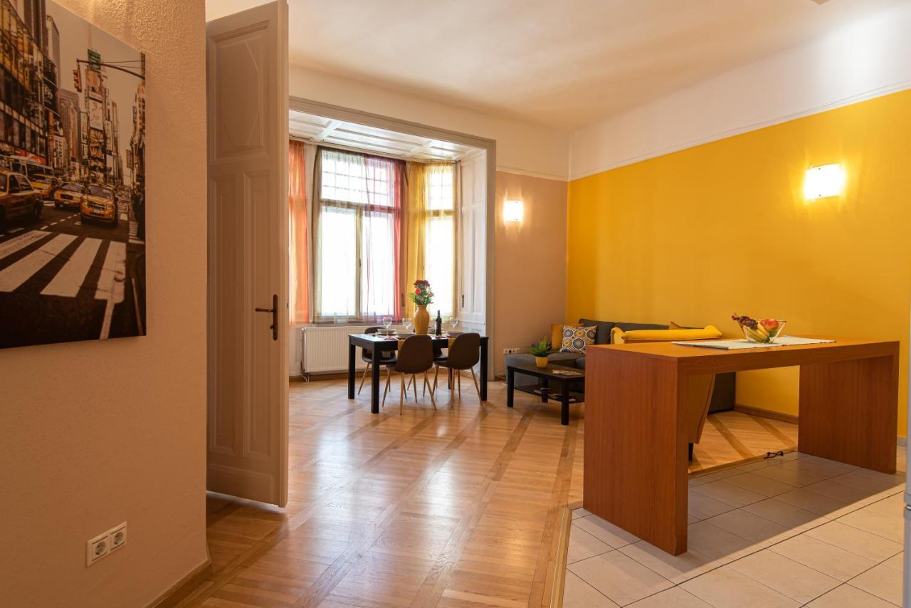 Patrik'S Budapest Center Apartment Budapeste Exterior foto