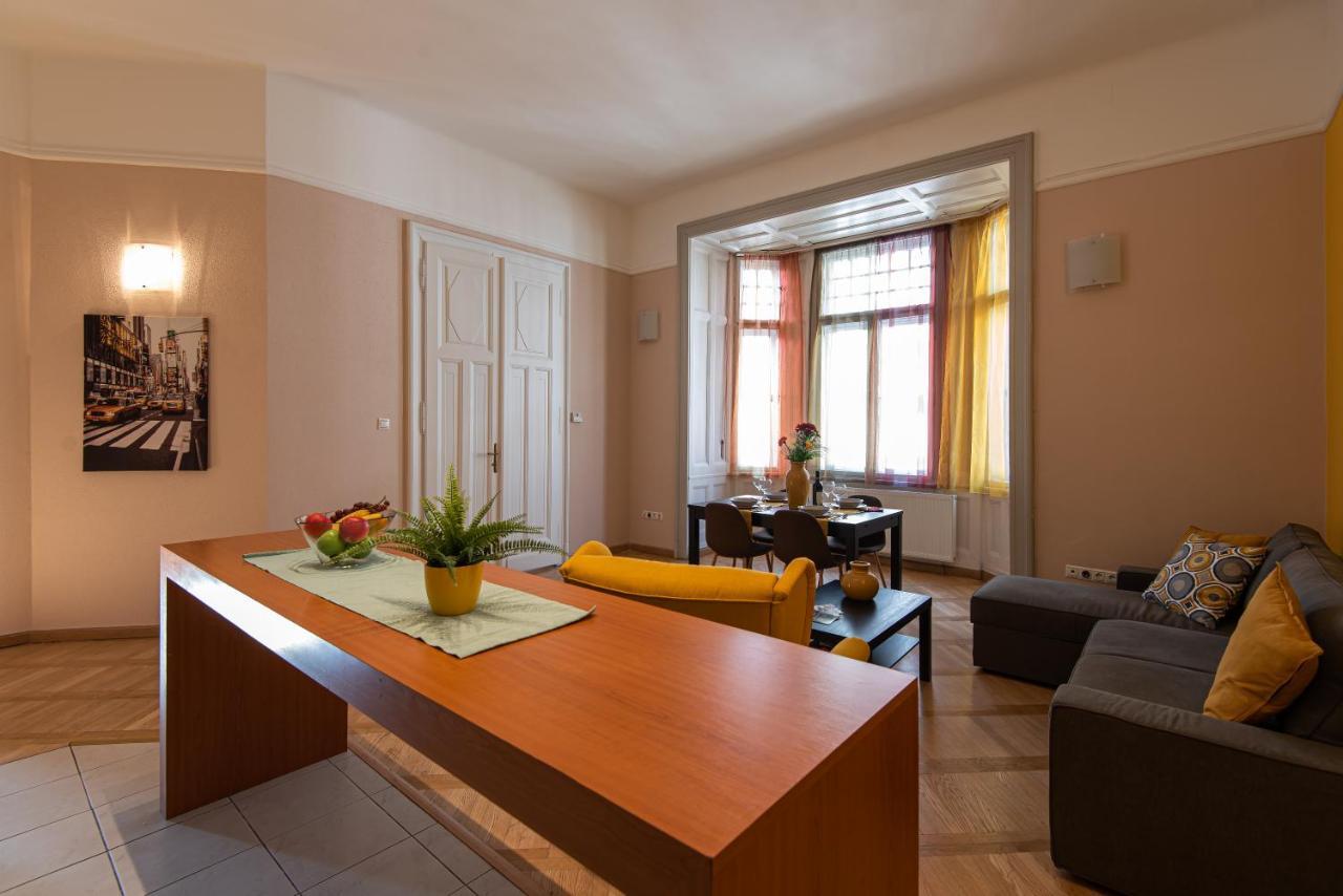 Patrik'S Budapest Center Apartment Budapeste Exterior foto